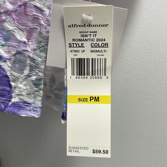 NWT Alfred Dunner Isn’t It Romantic 3/4 Sleeve Ladies Top, Petite Medium - Picture 5 of 7